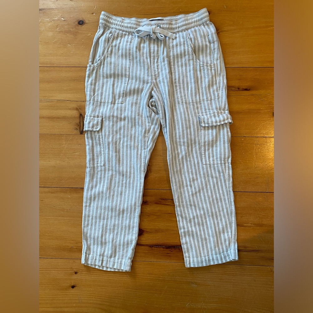 Cropped linen cargo pants